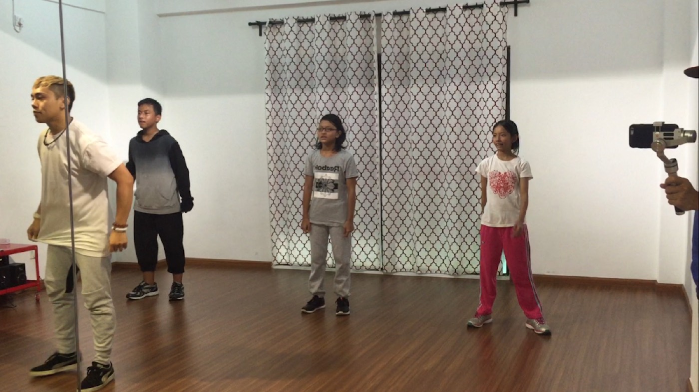 Alamak Dance Studio by Alam Wakaka